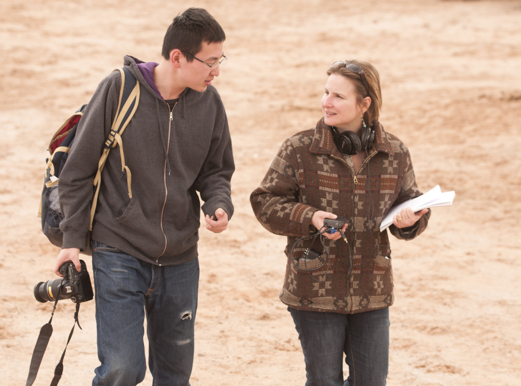 Xiaozhen Wang and journalist Shelley Smithson in Navajo New Lands