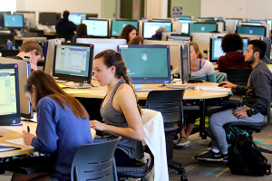 students use computers in a lab