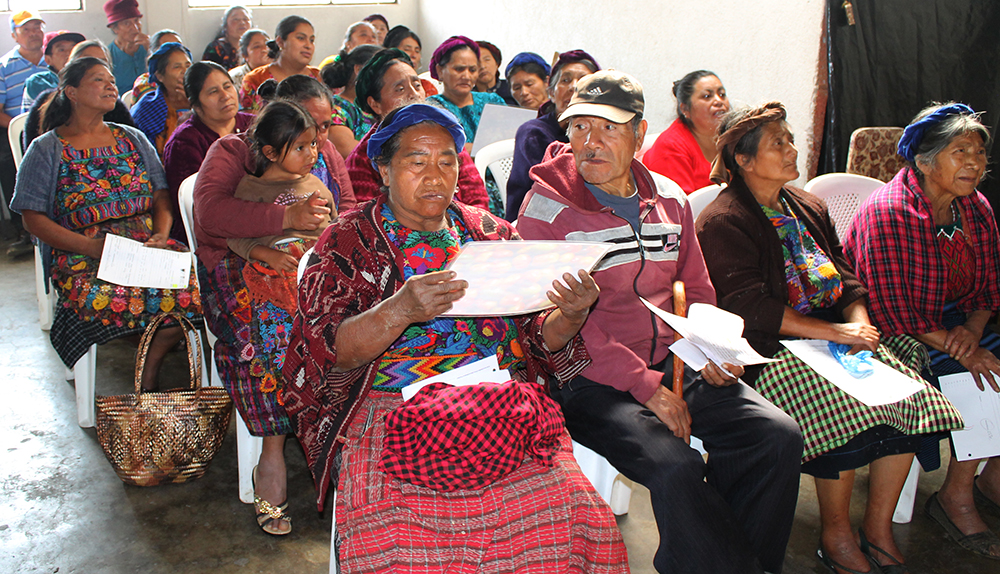 Guatemalan participants education class