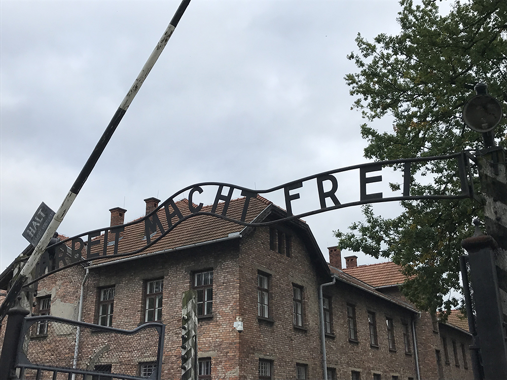 The gate at Auschwitz that reads "Arbeit macht frei"