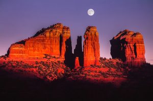 Moonset over Cathedral Rocks,Sedona