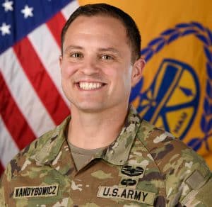 Army portrait of Joshua Kandybowicz